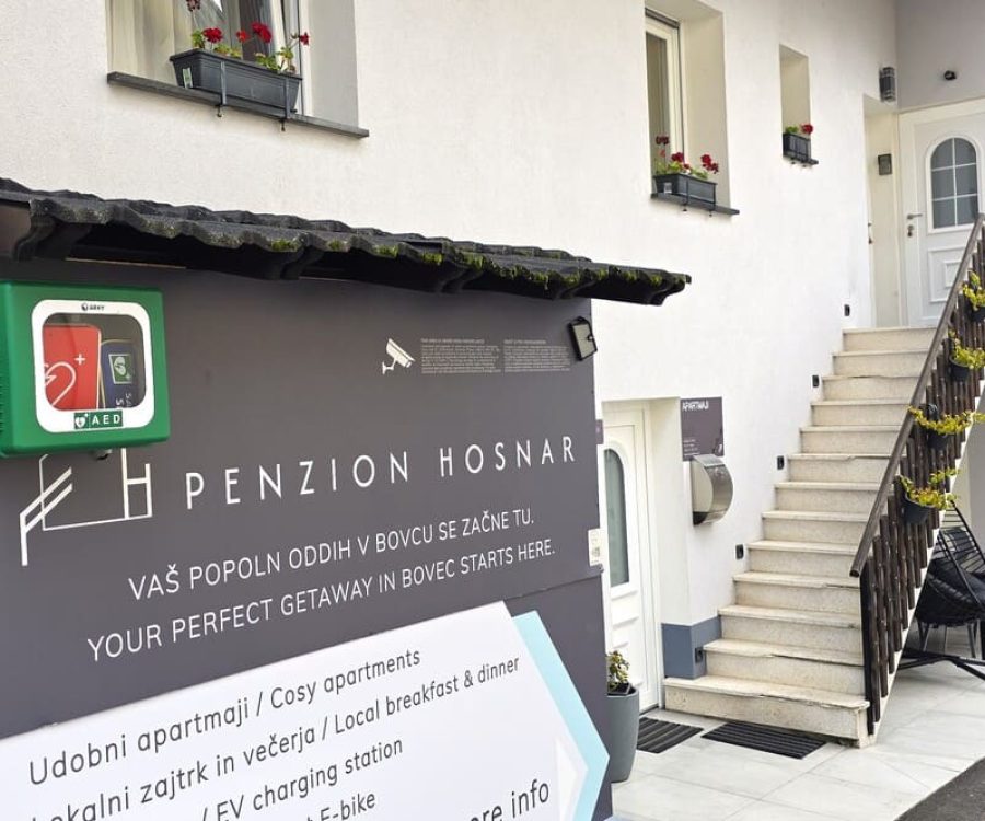 AED, Defibrilator, Bovec