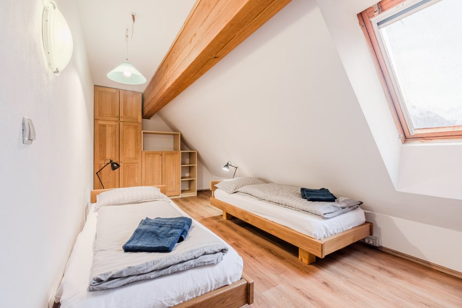 Hisa_Hosnar-APP1-WEB-Stulc_Zornik_Photography-12