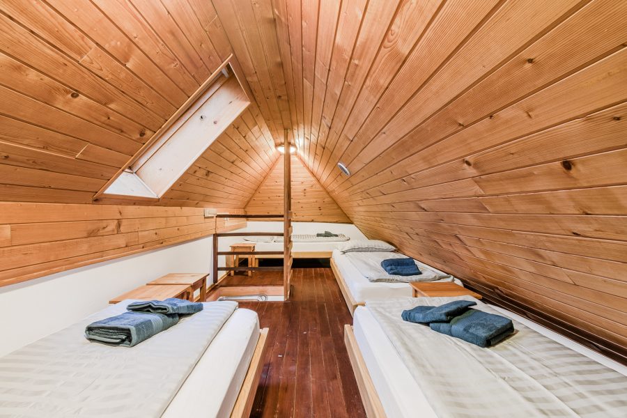 Hisa_Hosnar-APP2-WEB-Stulc_Zornik_Photography-14