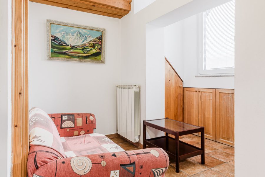 Hisa_Hosnar-APP3-WEB-Stulc_Zornik_Photography-8