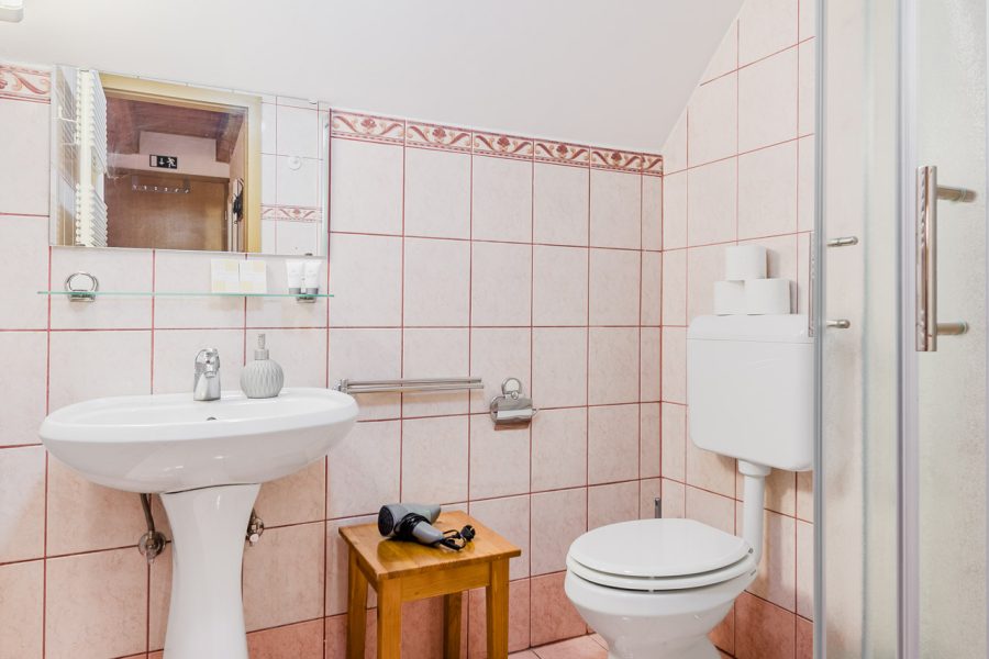 Hisa_Hosnar-APP4-WEB-Stulc_Zornik_Photography-4