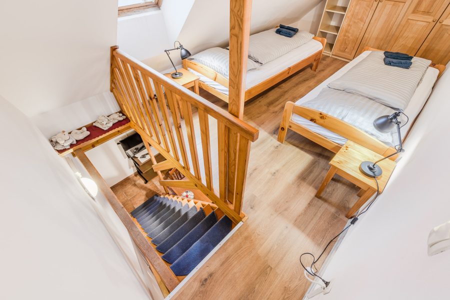 Hisa_Hosnar-APP4-WEB-Stulc_Zornik_Photography-8