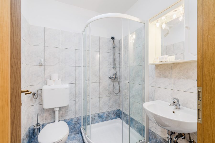 Hisa_Hosnar-APP6-WEB-Stulc_Zornik_Photography-10