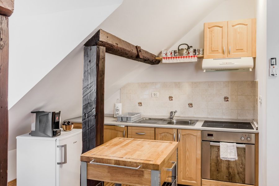 Hisa_Hosnar-APP8-WEB-Stulc_Zornik_Photography-22